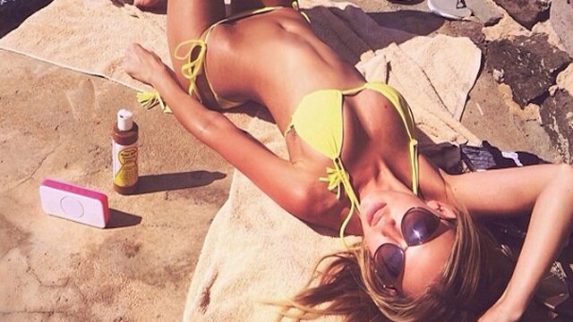 Top 20 Hot Photos of Paulina Gretzky From Instagram