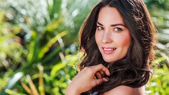 Olivia Munn Calls Out ESPN Reporter for Comments About Aaron Rodgers' Play