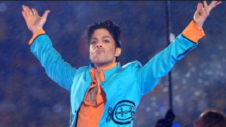 Watch Prince's Epic Halftime Performance At Super Bowl XLI