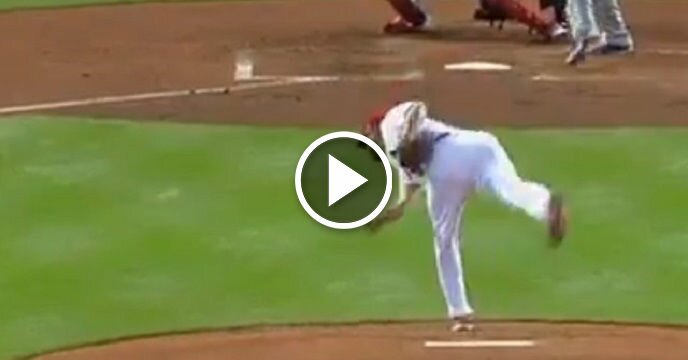 Adam Wainwright Forgot He Was a Major League Pitcher For a Second, Throws Pitch Right Into Ground