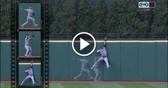 Kevin Kiermaier Uses Perfectly Timed Jump to Make Walk-off, Home Run-Robbing Catch