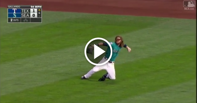 Ben Gamel Goes Fabio with Hair Flip in Seattle Mariners' Outfield After Great Catch