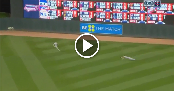 Tampa Bay Rays' Steven Souza Fails Miserably on Dive for Ball 30 Feet Away