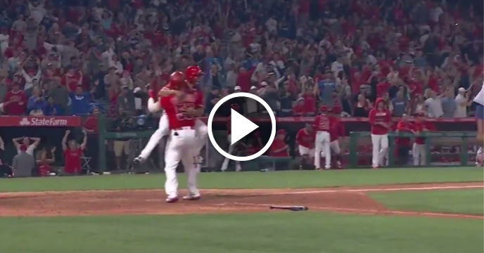 Los Angeles Angels Miraculously Beat Dodgers on Walkoff Strikeout