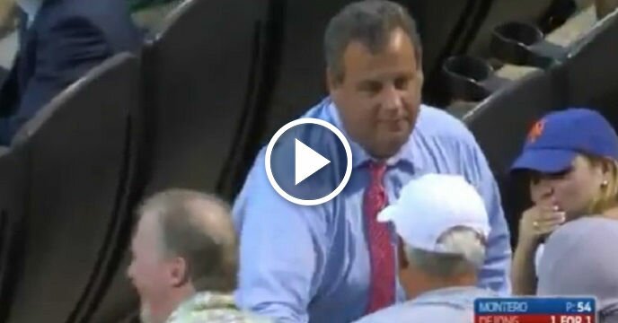 Chris Christie Catches Foul Ball at Mets Game, Gets Booed By Fans and Burned By Announcer