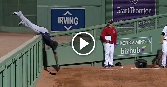 Austin Jackson Makes An All-Time Great Catch To Rob Home Run At Fenway Park