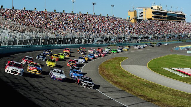 NASCAR Could Attract New Fans By Having Half The Cars Drive The Other Direction