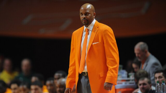 Tennessee Basketball: Cuonzo Martin Should Have Left Volunteers For Marquette