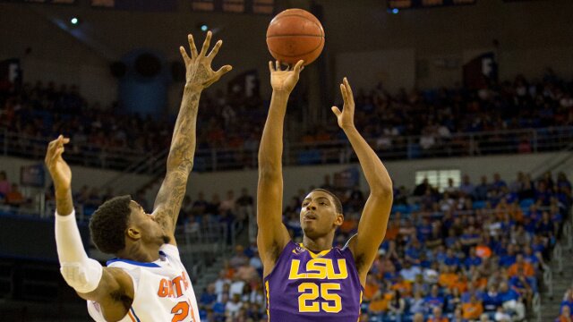 SEC Basketball: LSU Tigers Could Be Dark Horse Threat to Kentucky Wildcats in 2014 – 15