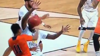 West Virginia's Elijah Macon Gets Absolutely Drilled In The Face With Pass At Close Range