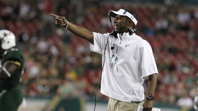 USF Football Finds MLB Replacement On Offensive Side Of Ball 