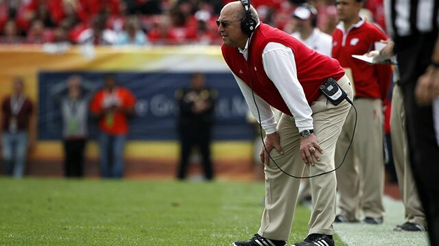 Barry Alvarez Factor Propels Wisconsin Badgers in Outback Bowl