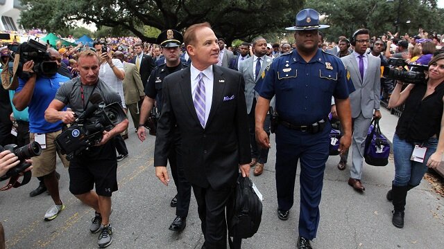 LSU Football Letting Les Miles Go Would Be One of Biggest Mistakes in Program History