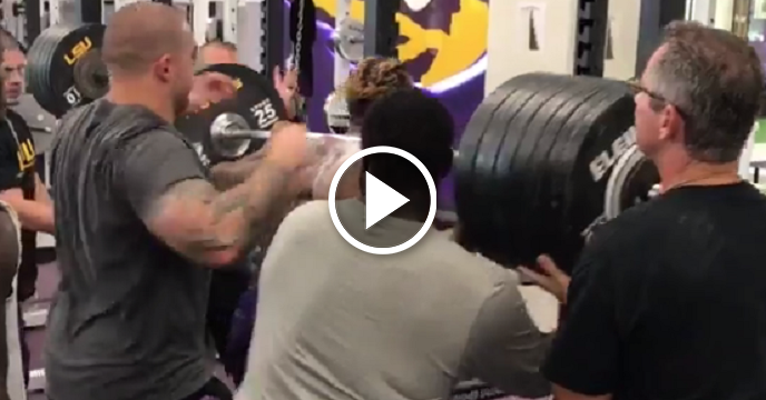 LSU Running Back Miraculously Squats 650 Pounds!