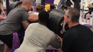 LSU Running Back Miraculously Squats 650 Pounds!