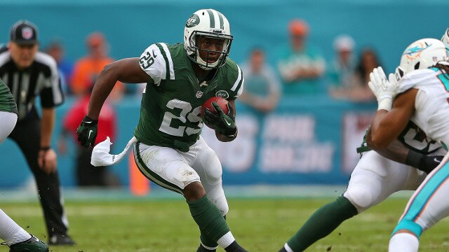 Bilal Powell Re-Signing With New York Jets Gives Them Versatile Backfield