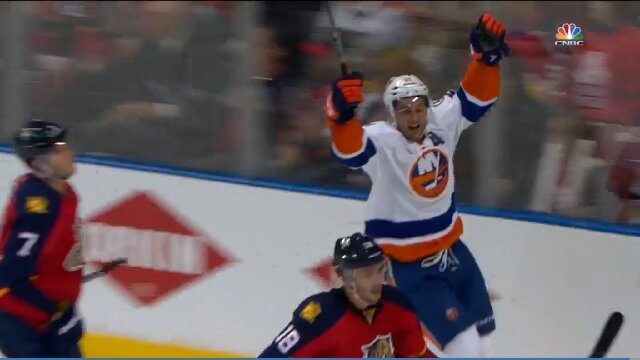 New York Islanders\' Frans Nielsen Roofs It After John Tavares Provides Beautiful Pass