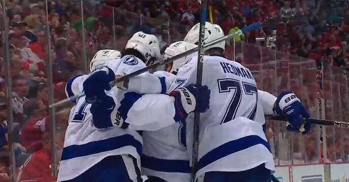 Tampa Bay Lightning's Ondrej Palat Scores From Flawless Passing Play