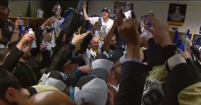 Watch Pittsburgh Penguins Sing 'We Are The Champions' After Winning Stanley Cup