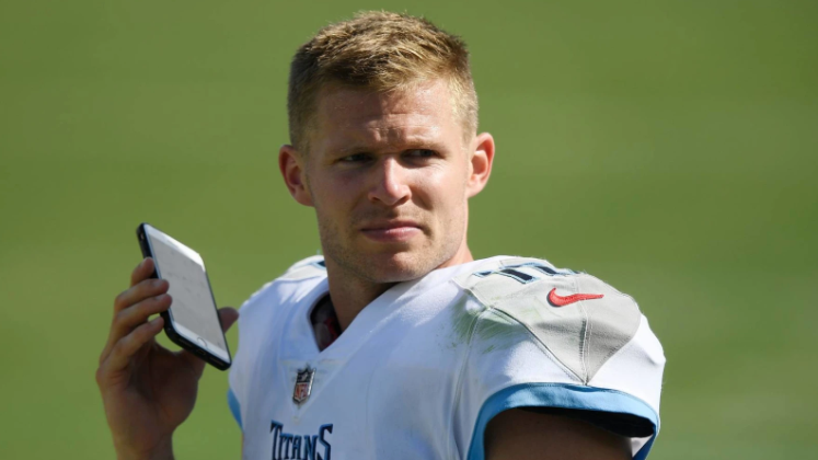 Adam Humphries