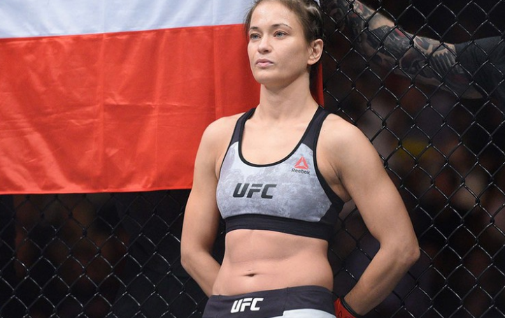  hot mma fighters Karolina Kowalkiewicz